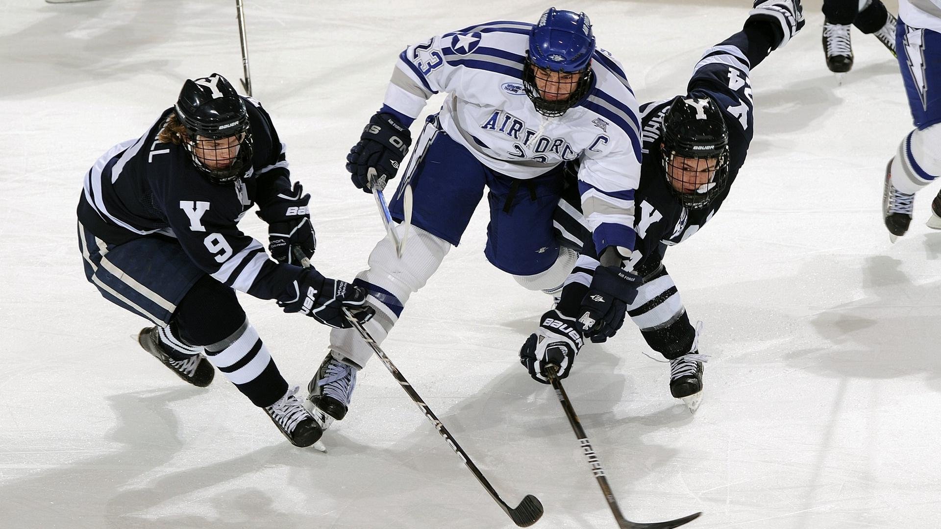 《FIFA》电竞世界杯与《NBA 2K》联赛的体育电竞之争，fifa电子竞技世界杯