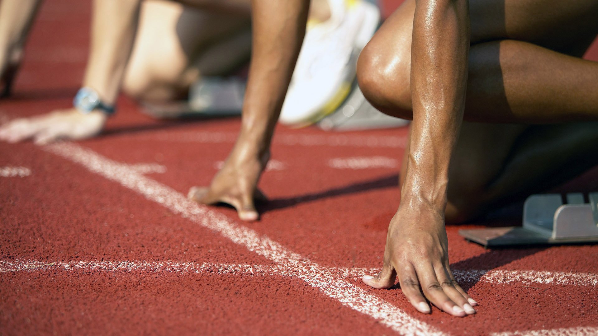 巴塞罗那俱乐部与球员戈丁续约成功，巴塞罗那最新签约